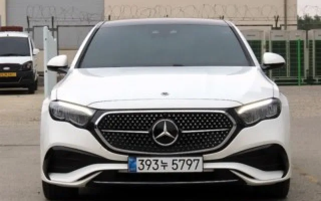 인천대차 E-클래스 W214 E200 AMG 라인 매물 사진 13 - 2026/04 7,398km